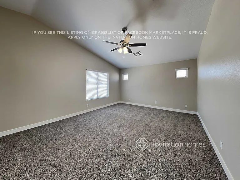 10508 Glowing Cove Ave — Photo 13