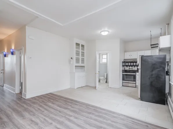 37 Pamrapo Avenue image 3 of 13