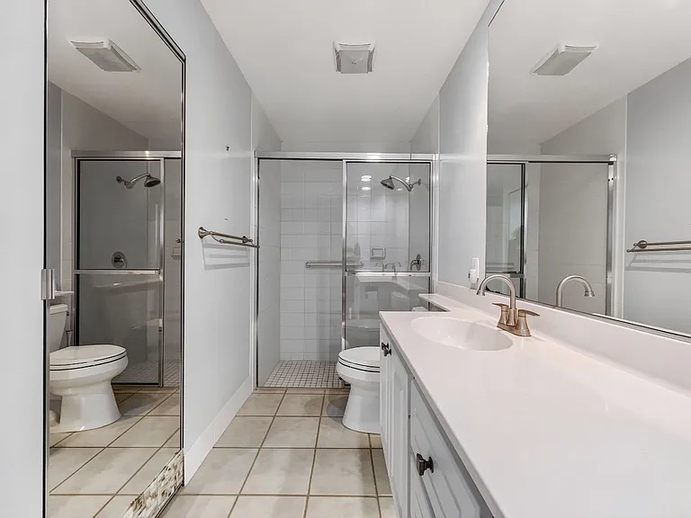5712 Drummond Way — Photo 15