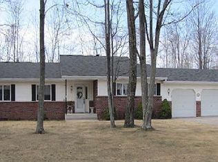 1009 Bruning St, Niagara, WI 54151