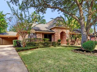 3310 Rolling Green Ln, Missouri City, TX 77459