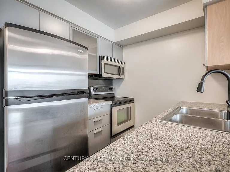 16 Harrison Garden Blvd #2506 — Photo 10