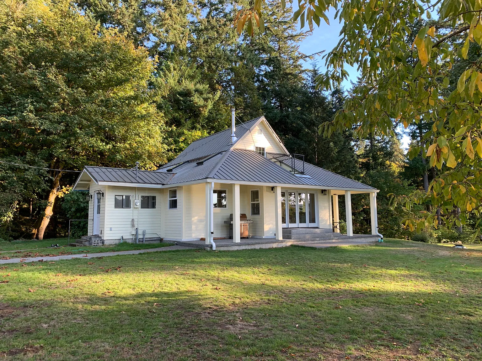 137th Ave SW, Vashon — Photo 2