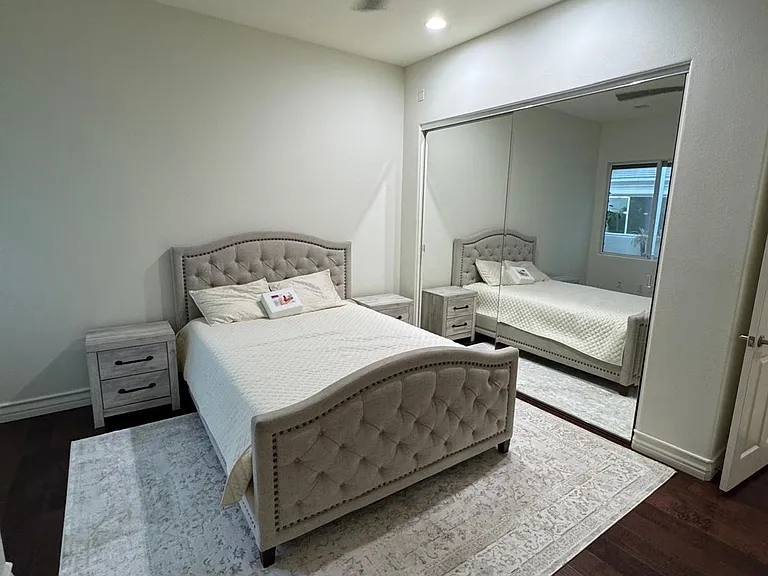 5 Chopin Ct — Photo 76