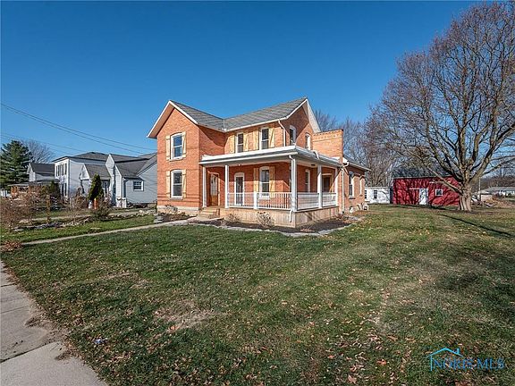 2nd image of 115 E College Ave