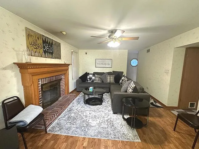 7005 Manchester Dr — Photo 4