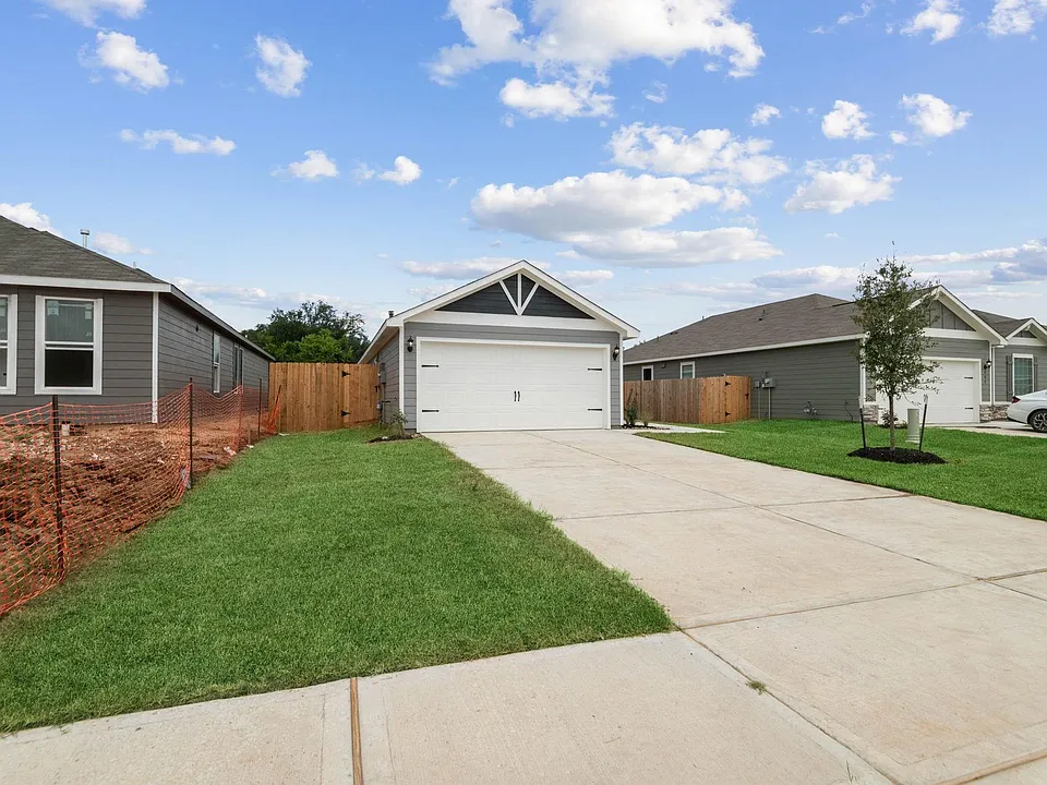 713 Jasmine Ridge Ln