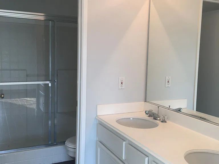 10340 Wateridge Cir — Photo 11