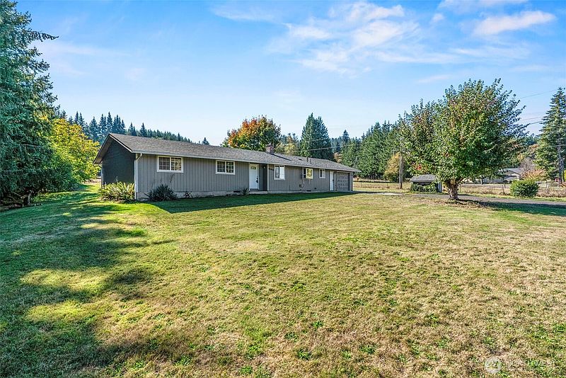 2nd image of 41905 NE Dobler Hill Road
