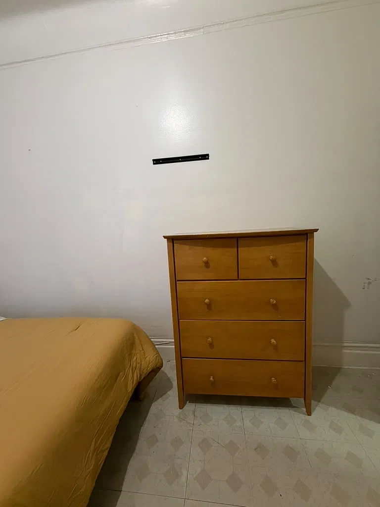 3 bed, $1,200 — Photo 3