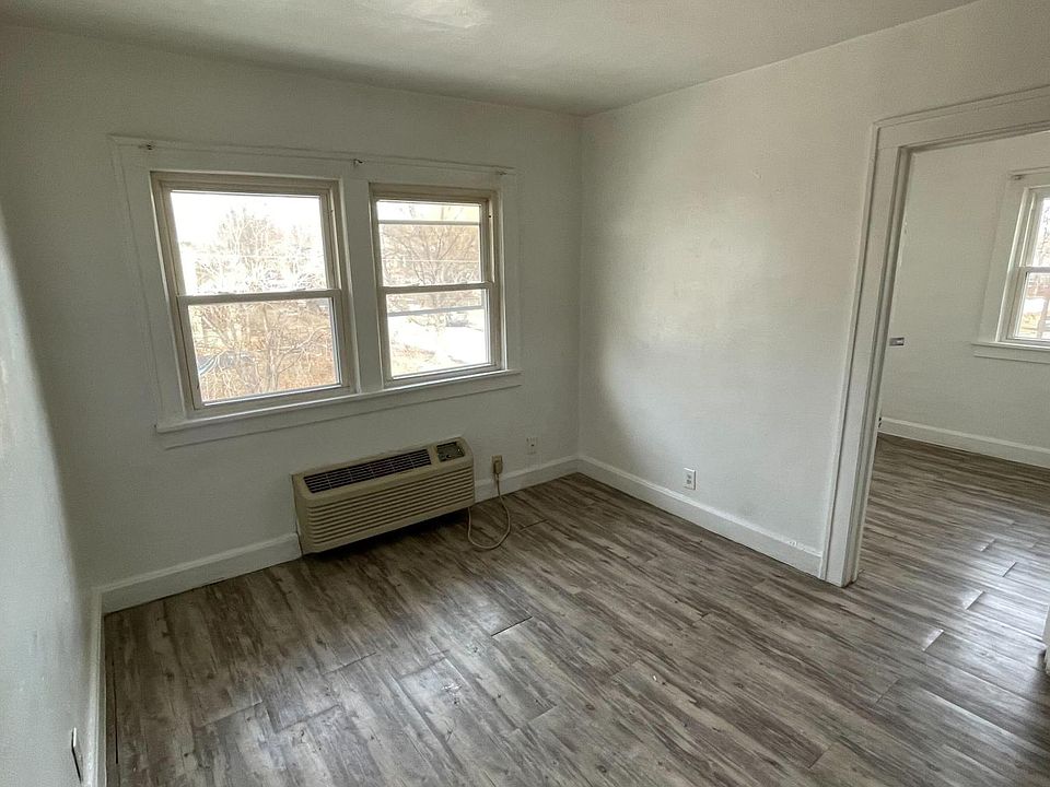 5121 Thompson Ave Kansas City, MO, 64124 Apartments for Rent Zillow