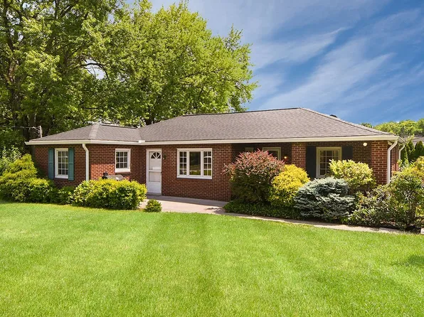111 Cabin Ln, Pittsburgh, PA 15238