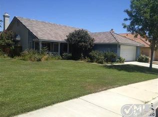 15430 Amber Pointe Dr, Victorville, CA 92394