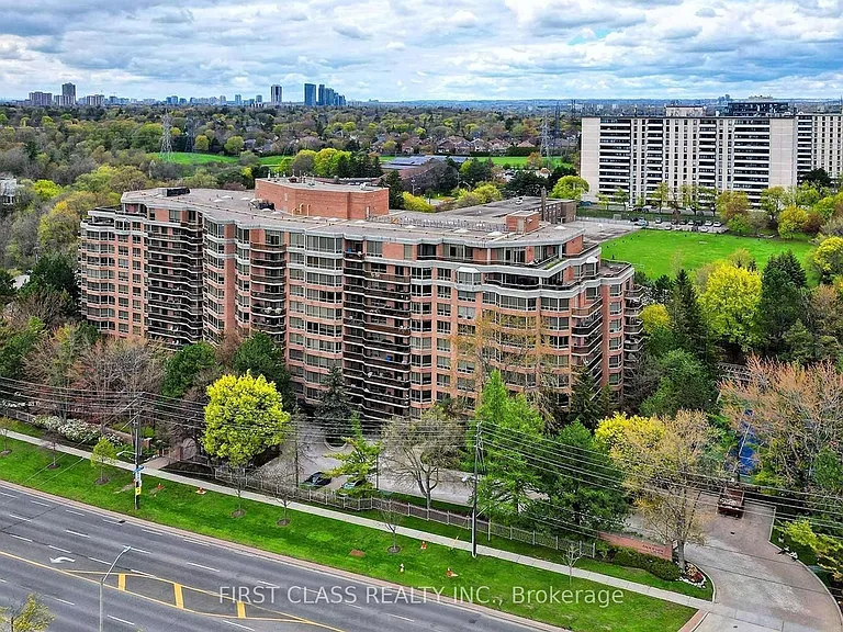 3181 Bayview Ave #902 — Photo 25