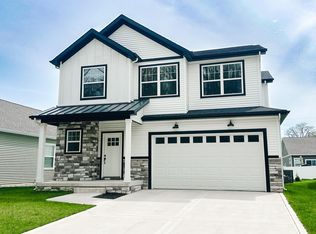 1503 Ash St, Porter, IN 46304