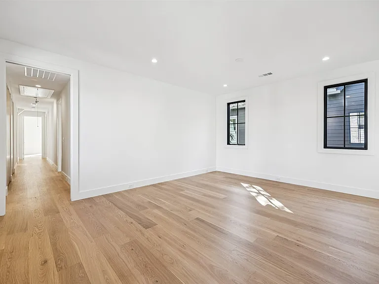 6833 Northridge Dr — Photo 28