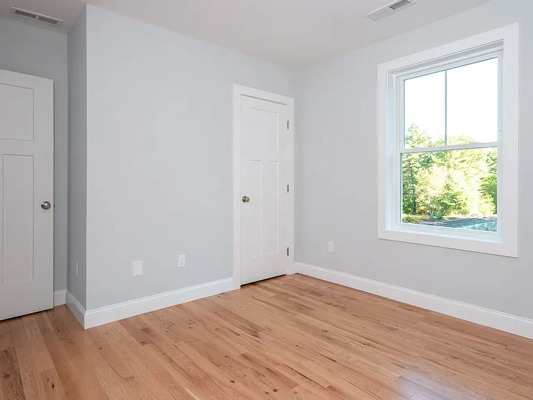 Paul's Place — Photo 22