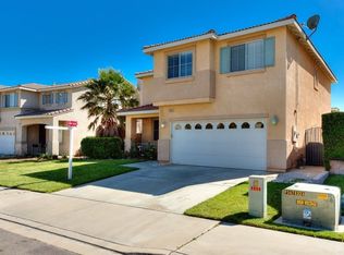 5830 Birkdale Ln, Fontana, CA 92336