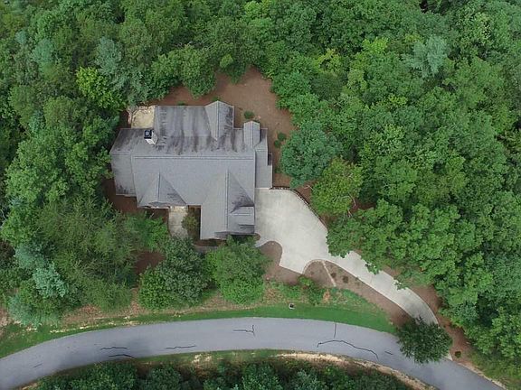 3rd image of 246 Eastatoe Pkwy