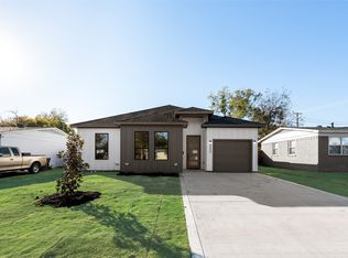 2055 Alhambra St, Dallas, TX 75217
