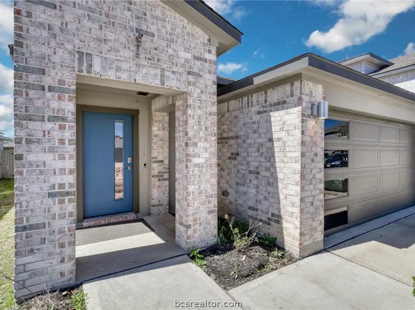 917 Kickapoo Ln, College Station, TX 77845