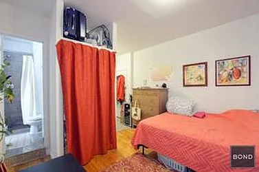 Rented by Bond New York