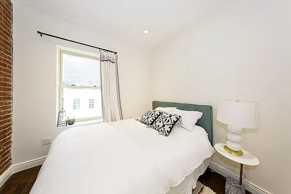 Rented by R New York | media 3