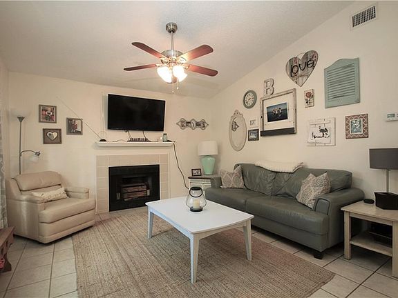 3rd image of 1108 Northlake Dr