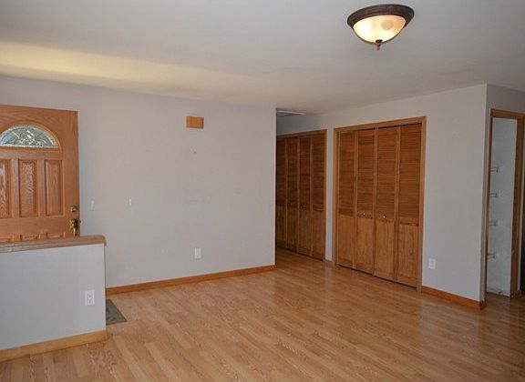 Open plan....  Bright and cheery.