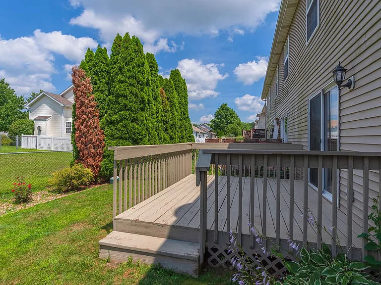 244 Parktrail Rd — Photo 31