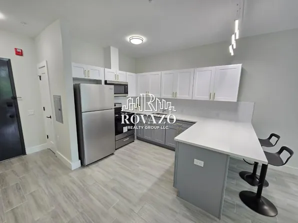 130-131 Ellis Ave #305, Irvington, NJ 07111