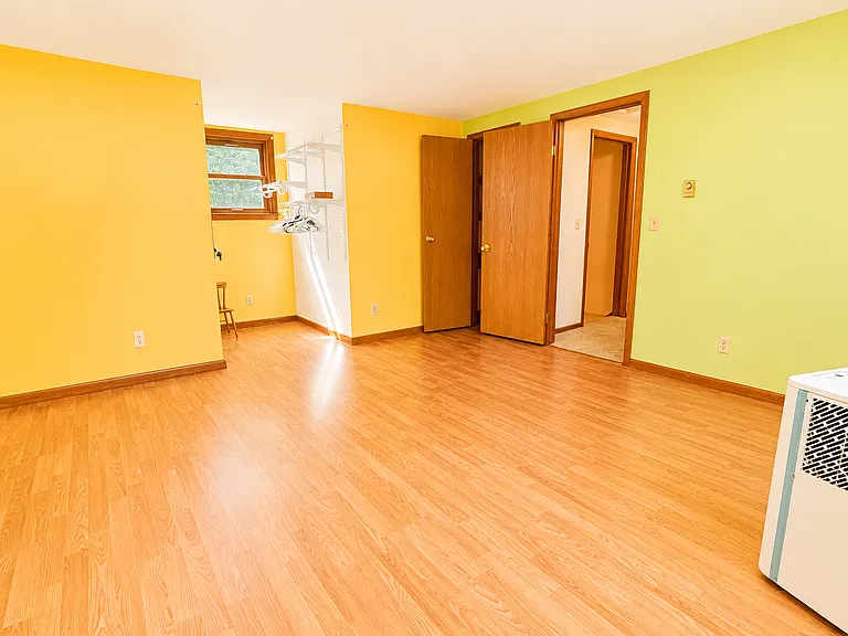 4302 Genesee Dr — Photo 11