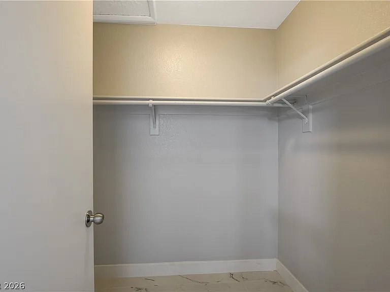 7301 Casa Solar Ct — Photo 17