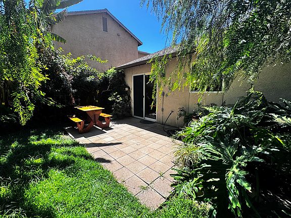 5th image of 2260 Poppyview Court