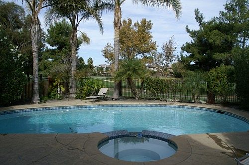 3rd image of 2715 Cherry Hills Dr