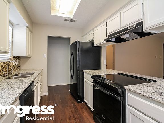 5th image of 6400 Lotus Dr