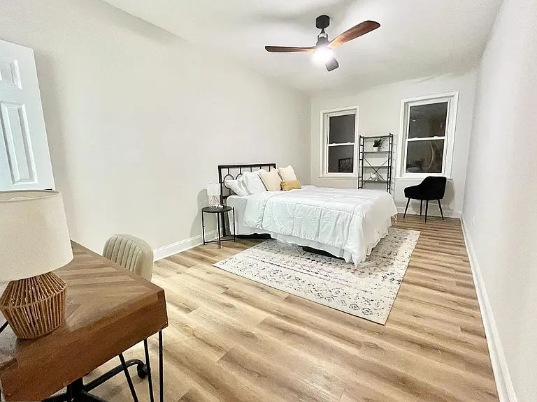 2725 Huntingdon Ave — Photo 22