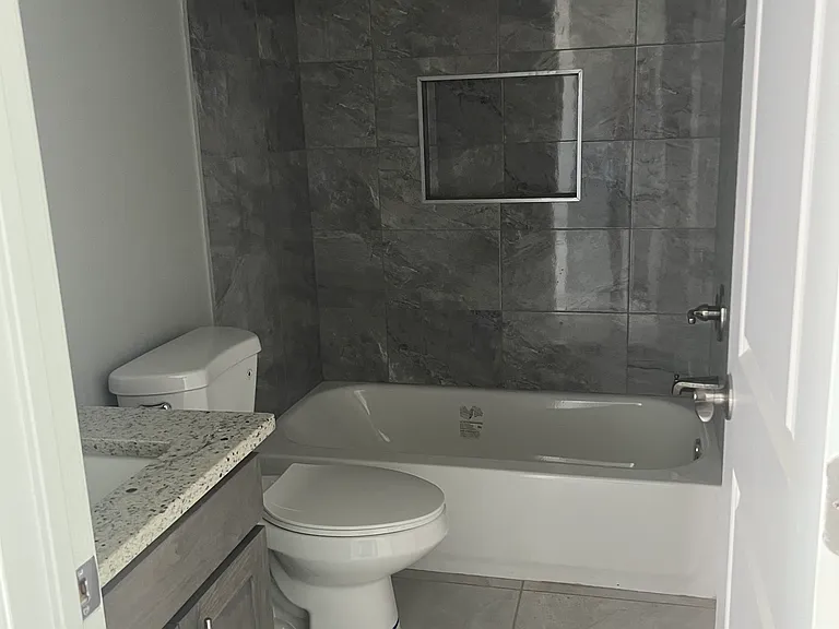 1201 Gage Ave #32 — Photo 7
