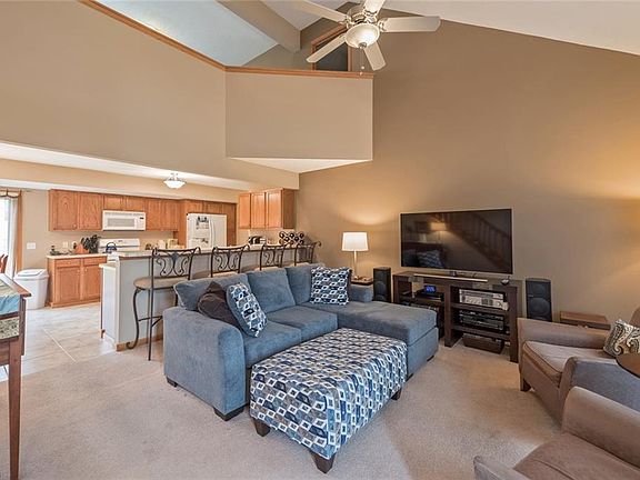 5th image of 38606 Granite Dr #28