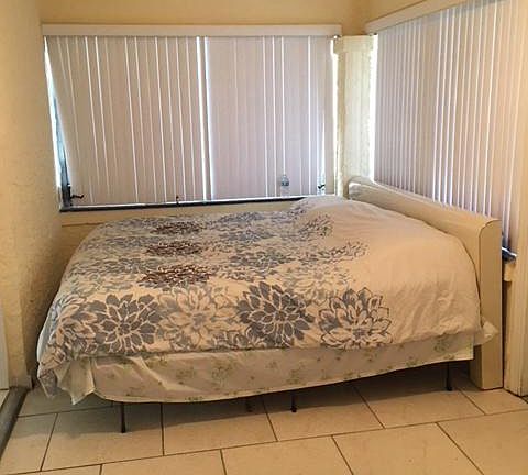 5th image of 103 S B St APT B