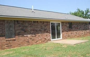 2nd image of 21 Louise Ln