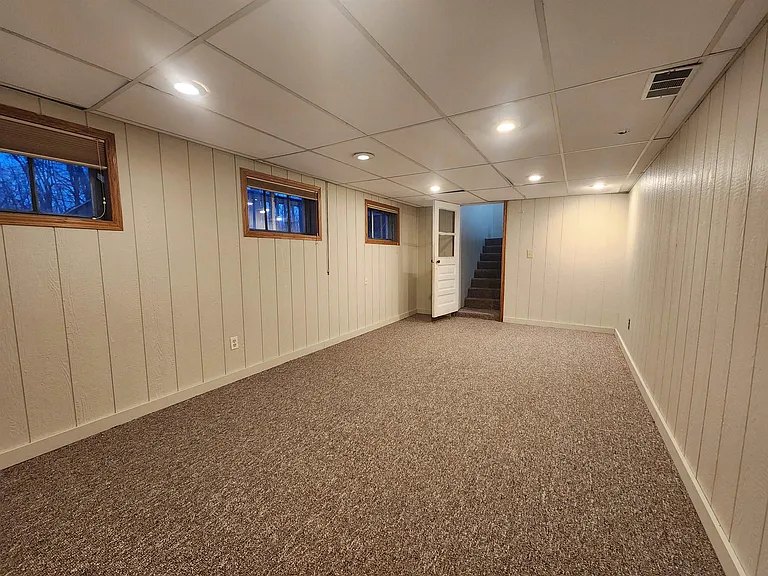 5550 Midland Rd — Photo 12