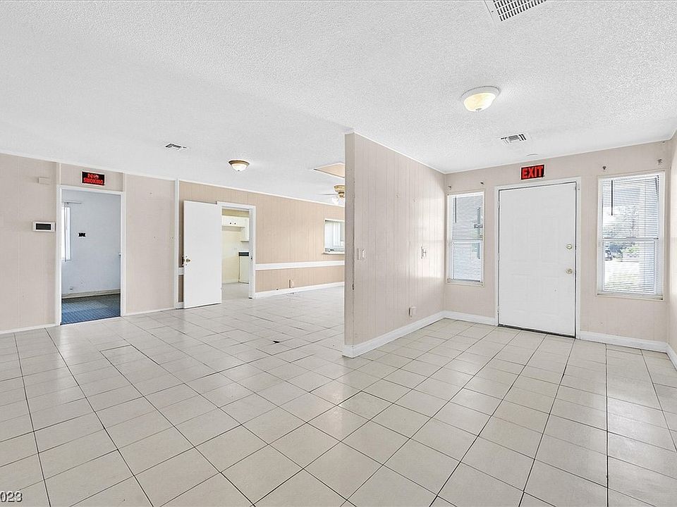 2521 Apricot Ln, Las Vegas, NV 89108 Zillow