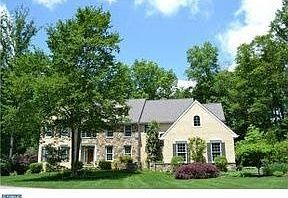 2nd image of 821 Elderberry Ln