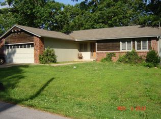 1 Brentwood Dr, Bella Vista, AR 72715