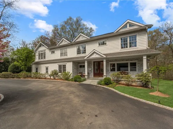 34 Stonewall Lane, Mamaroneck, NY 10543