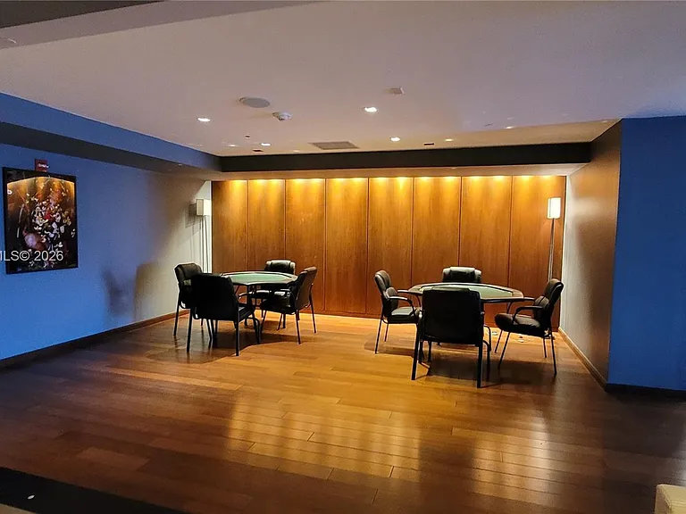 325 S Biscayne Blvd #3321 — Photo 46