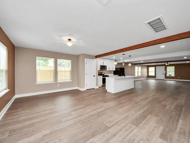 2430 Dolly Wright St #B — Photo 30