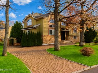 172 Coventry Rd, Staten Island, NY 10304