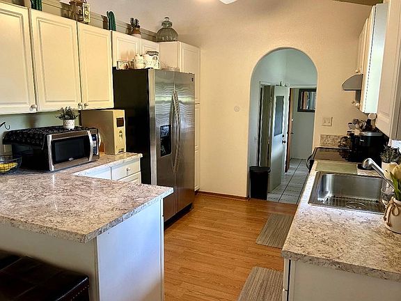 3rd image of 15-2699 Aweoweo St